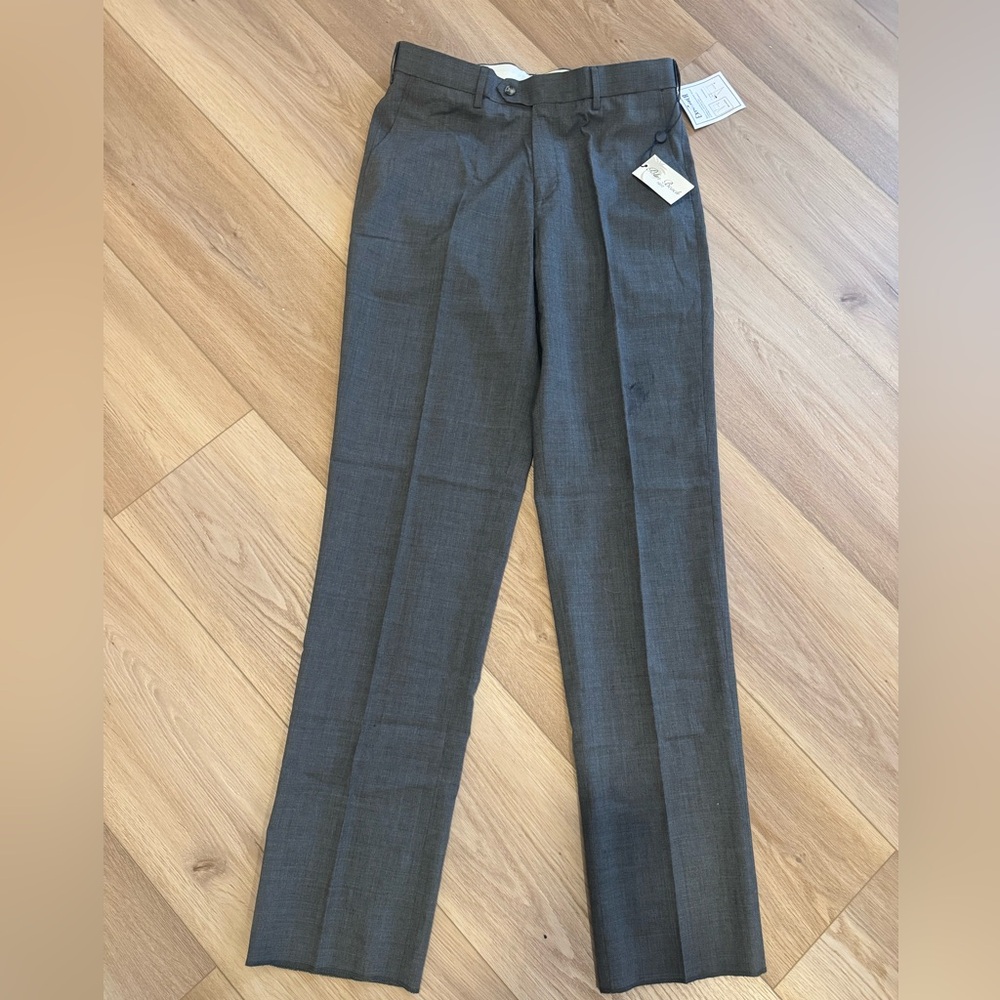 Classic Men's Pleated Gray Dress Pants